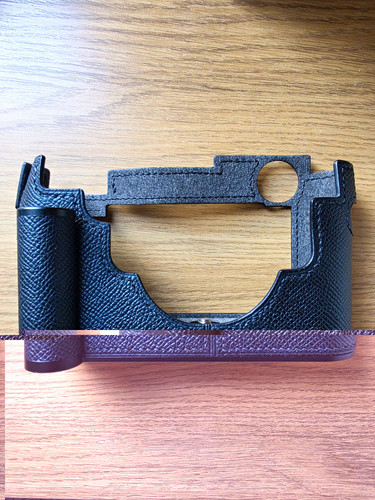 Mzero black leather half - half, case