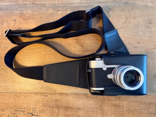 Leica holster black leather - -,